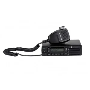 Emisora Motorola DM1600 VHF con display